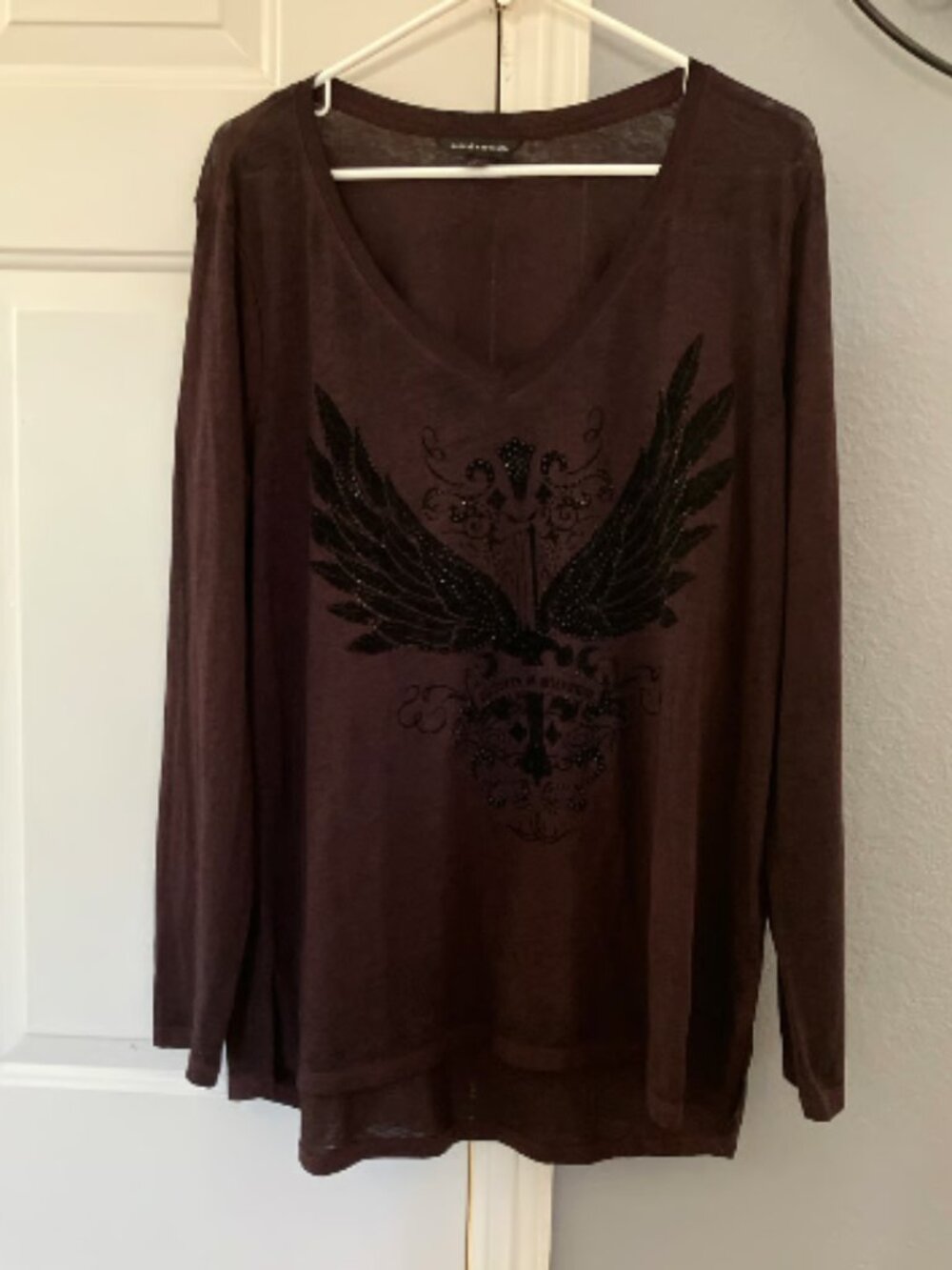 Rock & Republic size XL Lightweight Top with Embellishments